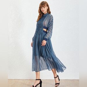 Kate Hewko Cut Out Blue Printed Long Sleeve Midi Dress